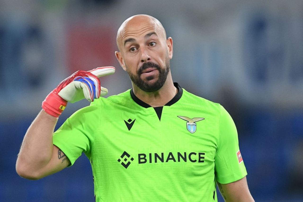 La 39 de ani, Pepe Reina este aproape de a semna cu o semifinalistă de Liga Campionilor_3