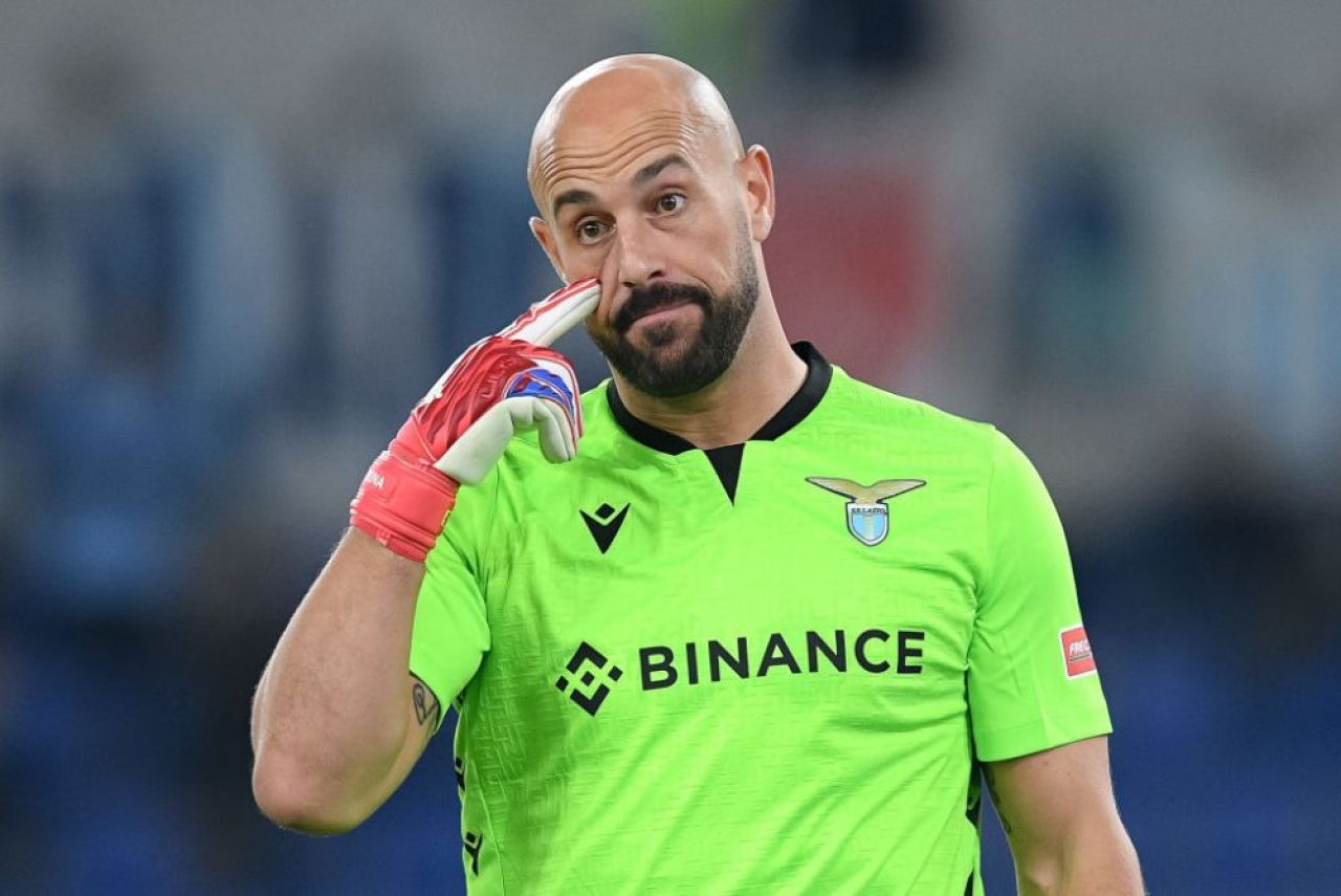 La 39 de ani, Pepe Reina este aproape de a semna cu o semifinalistă de Liga Campionilor_4