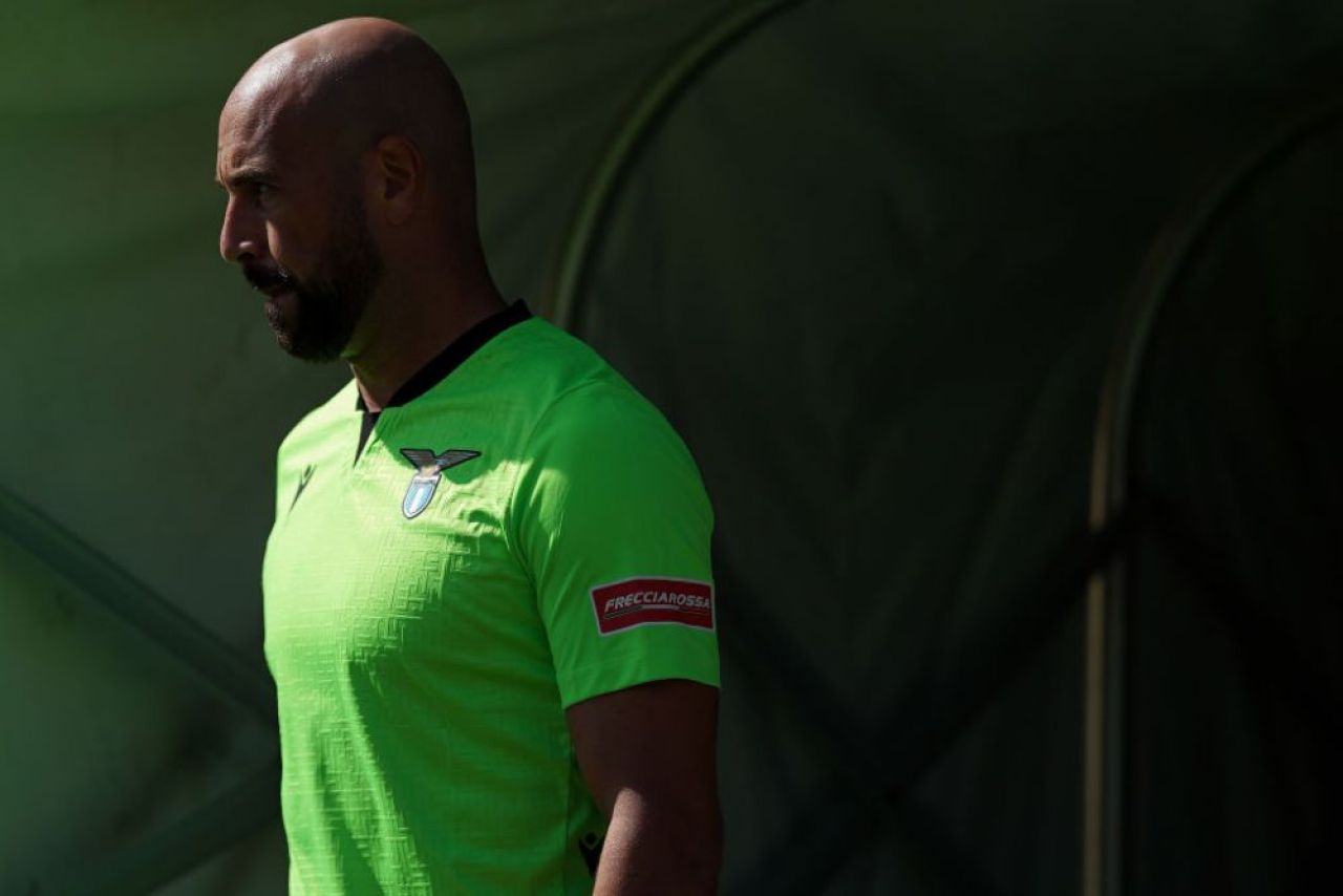 La 39 de ani, Pepe Reina este aproape de a semna cu o semifinalistă de Liga Campionilor_9
