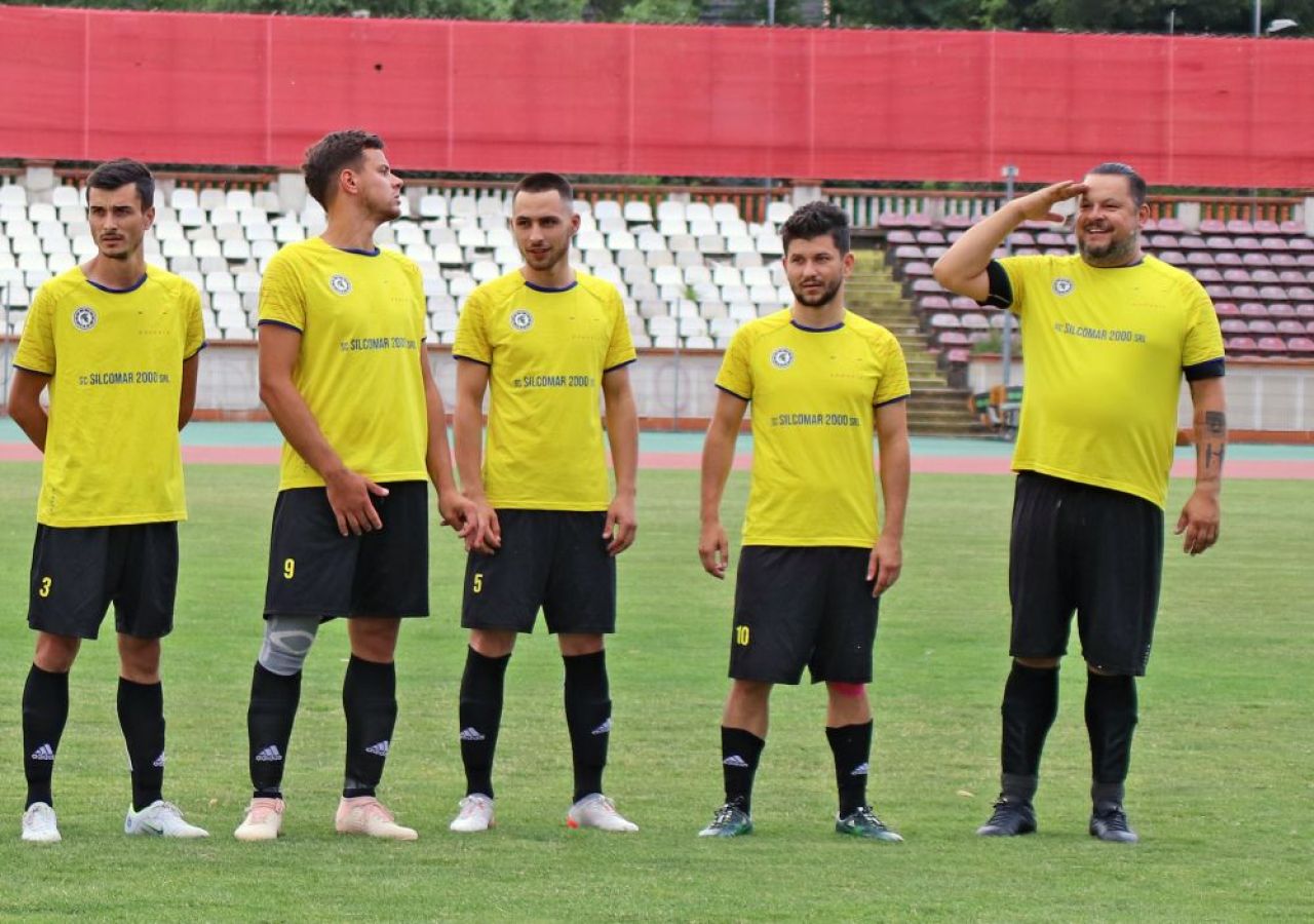 Bobonete a pierdut la scor cu Dinamo, dar a fost lăudat.