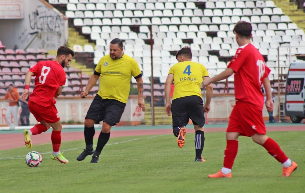 Bobonete a pierdut la scor cu Dinamo, dar a fost lăudat. 