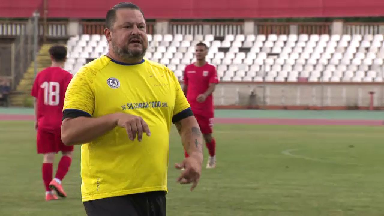Mai tare ca jucătorii din Liga 1! Bobonete a executat perfect un penalty în meciul cu Dinamo, fără nicio șansă pentru portar_2