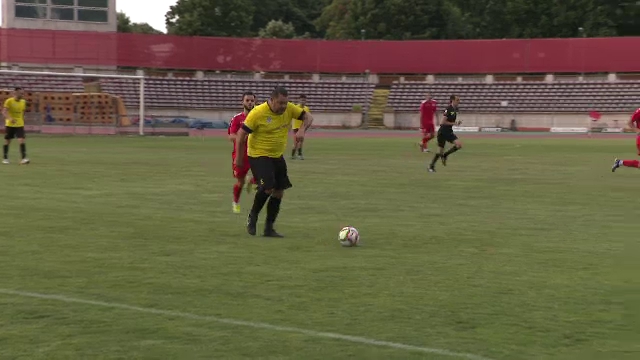 Mai tare ca jucătorii din Liga 1! Bobonete a executat perfect un penalty în meciul cu Dinamo, fără nicio șansă pentru portar_12