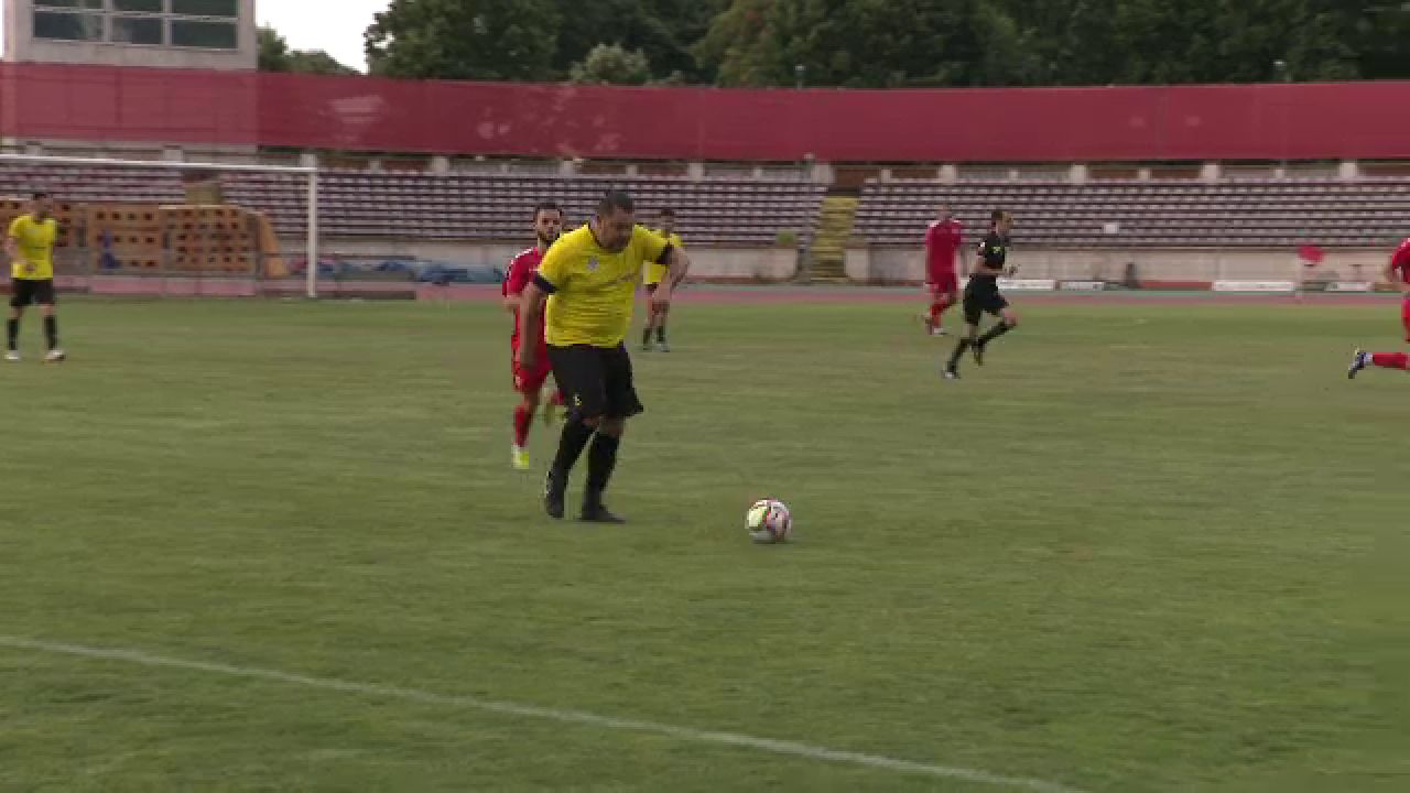 Mai tare ca jucătorii din Liga 1! Bobonete a executat perfect un penalty în meciul cu Dinamo, fără nicio șansă pentru portar_12
