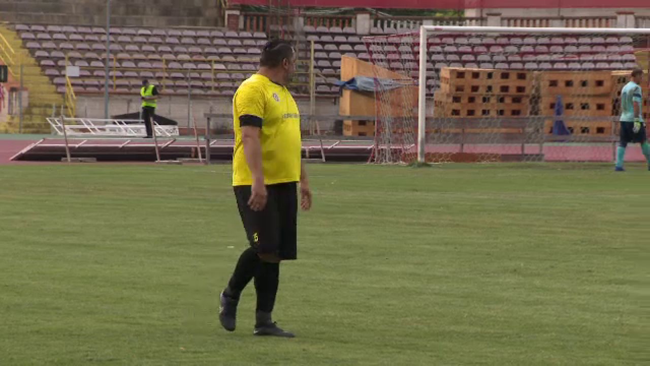 Mai tare ca jucătorii din Liga 1! Bobonete a executat perfect un penalty în meciul cu Dinamo, fără nicio șansă pentru portar_14