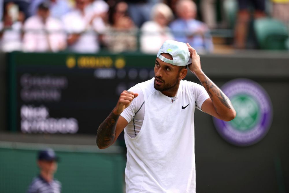 Nick Kyrgios revoluționează finalele de Grand Slam: i-a servit din mână lui Novak Djokovic la una din primele ocazii_5