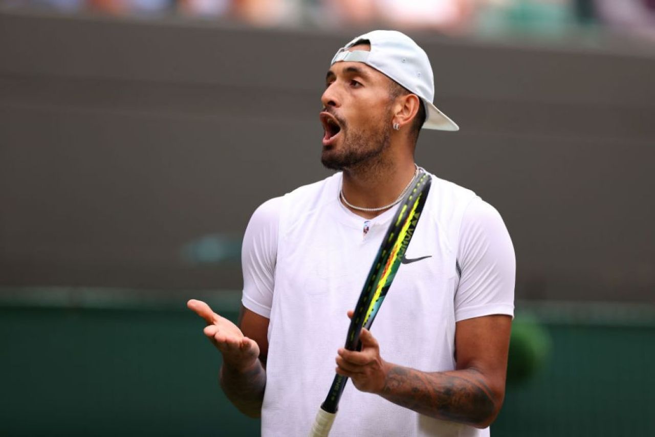 „E cea care arată de parcă a băut 700 de pahare!” Nick Kyrgios, scos din minți de o spectatoare în timpul finalei de la Wimbledon_8
