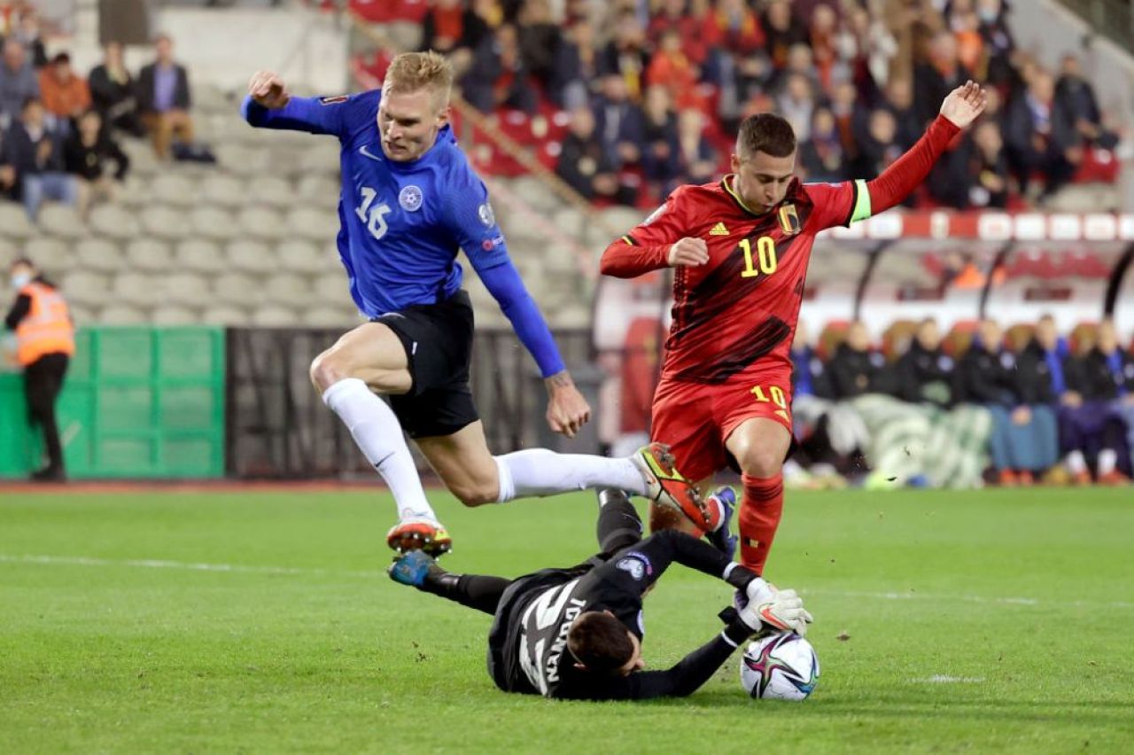 El este fundașul central pe care Mihai Stoica l-a adus la FCSB! Are 50 de selecții la națională și 1.92 m_8