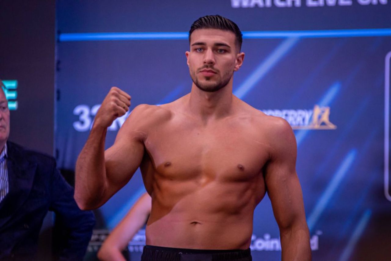 Fratele lui Tyson Fury a anulat meciul din SUA cu Jake Paul. Câți bani îi oferă vloggerul să se lupte cu el în Marea Britanie_11