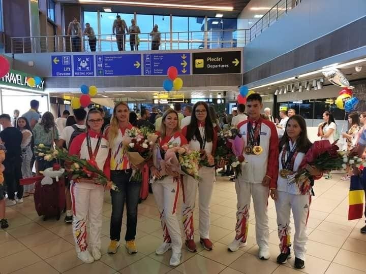 Medalii de aur &icirc;n SUA pentru Rom&acirc;nia. Ei sunt laureații de la Campionatul Mondial de karate WUKF
