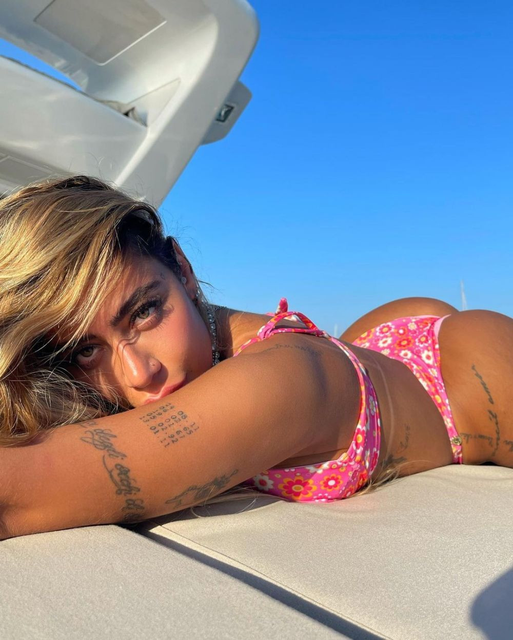 Sora lui Neymar, o adevărată zeiță! Tânăra de 26 de ani face furori cu aparițiile sale spectaculoase_12