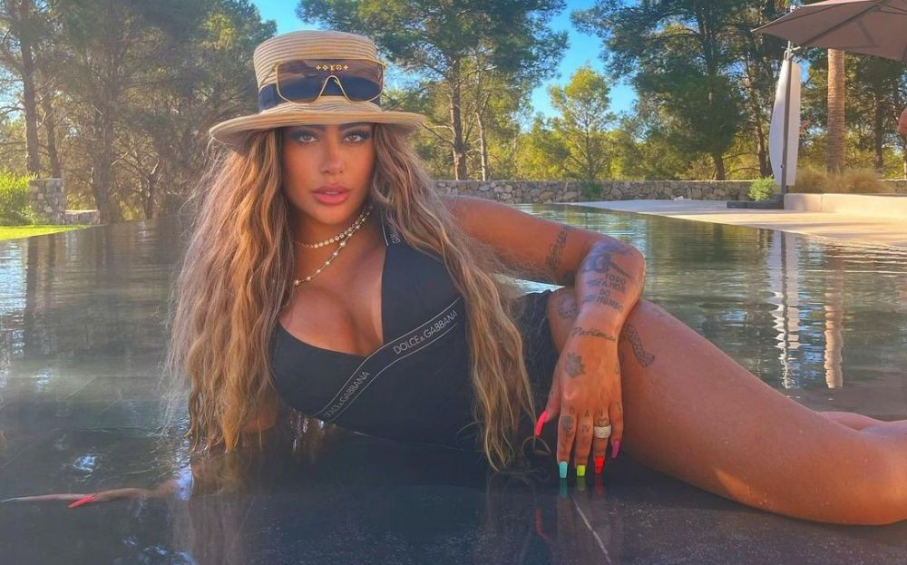 Sora lui Neymar, o adevărată zeiță! Tânăra de 26 de ani face furori cu aparițiile sale spectaculoase_31