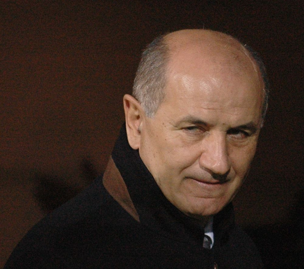 Poveste fabuloasă cu Copos la Rapid: &rdquo;Ne-a promis televizoare la preț redus, dar reducerea de 10% era pentru telecomandă!&rdquo;