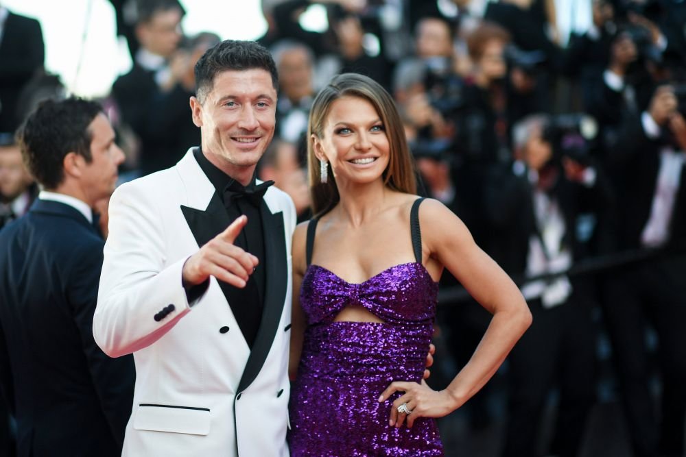 Decizia luată de Robert Lewandowski și soția sa, Anna, după ce au primit amenințări cu moartea_11