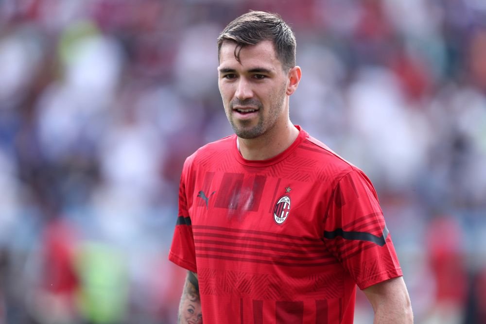 Ștefan Radu are un nou coleg în defensivă! A câștigat Scudetto cu AC Milan și e gata de o nouă aventură_6