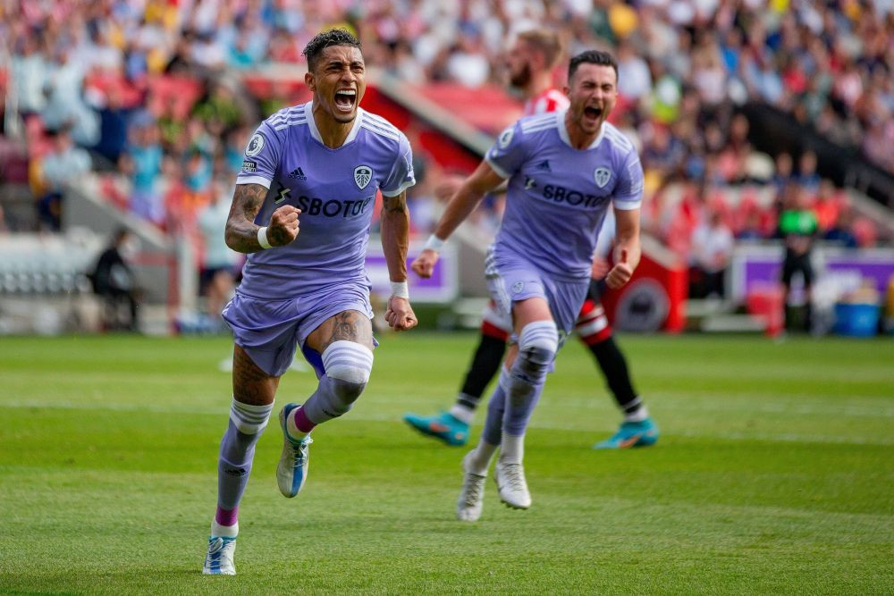 FC Barcelona confirmă prima „lovitură” a verii! Catalanii au anunțat că s-au înțeles cu Leeds pentru transferul lui Raphinha _5