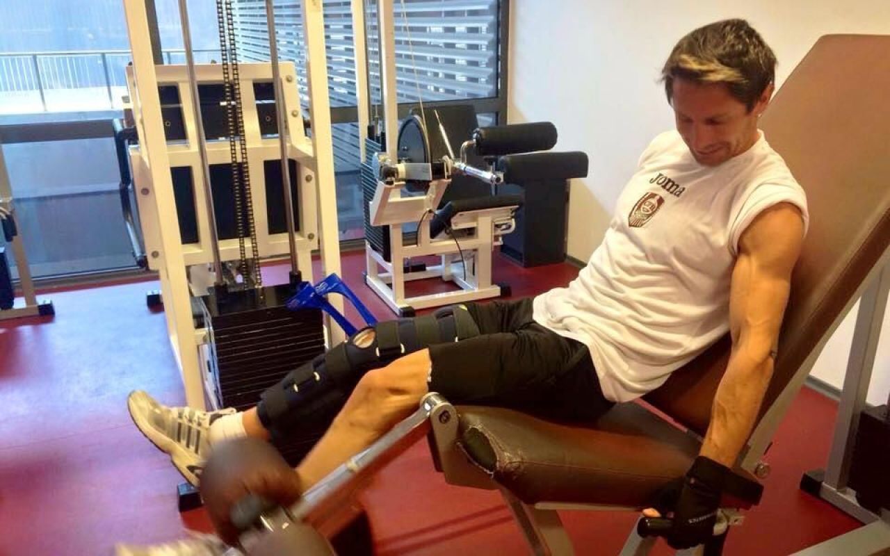 Cristi Bud s-a hotărât să se facă preparator fizic.