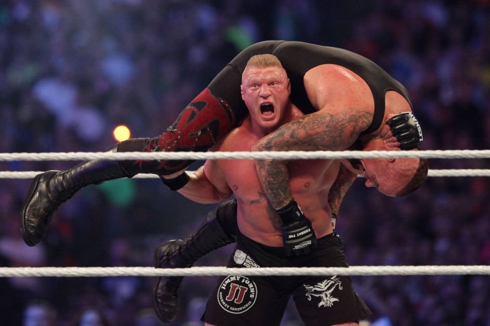WWE | Fostul campion care înainte de wrestling mulgea vacile. Povestea impresionantă a lui Brock Lesnar_6