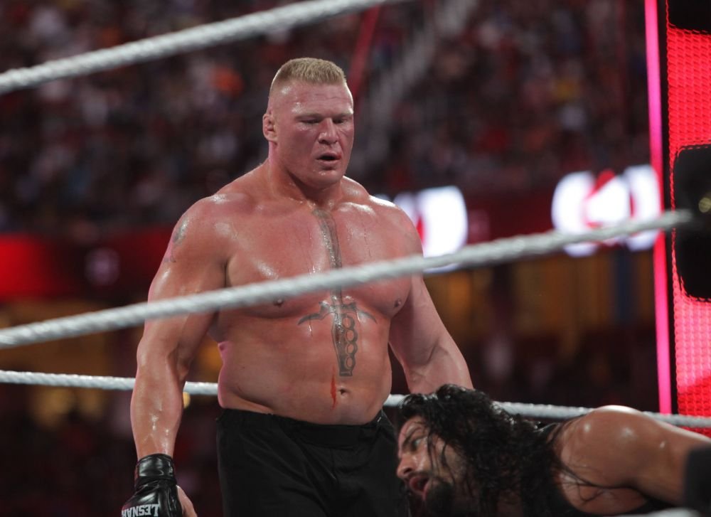 WWE | Fostul campion care înainte de wrestling mulgea vacile. Povestea impresionantă a lui Brock Lesnar_9