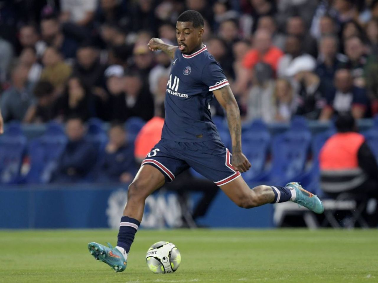 PSG, aproape să cedeze un jucător la Chelsea! Parizienii i-au setat deja prețul fotbalistului_6