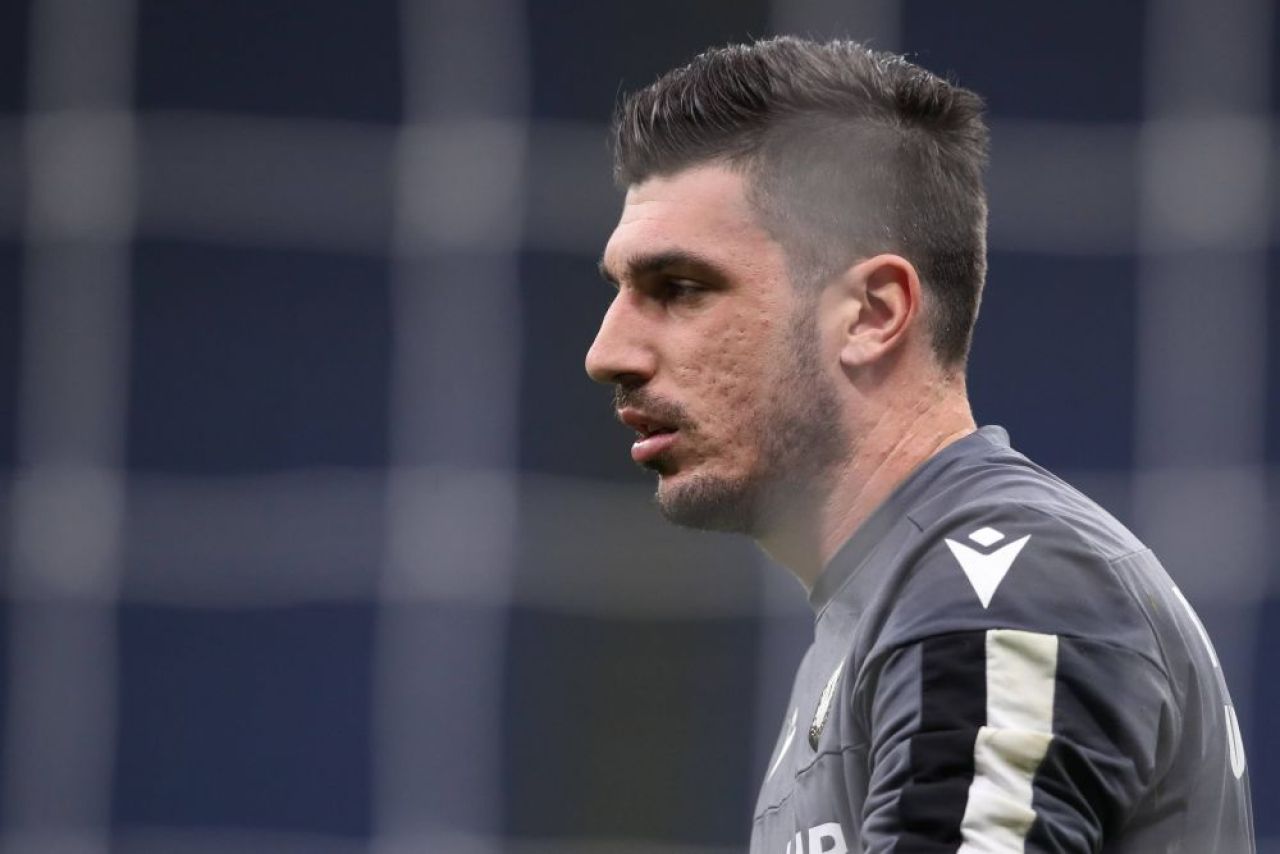 Va mai transfera CFR după eliminarea din Liga Campionilor? Portarul italian dorit de patronul ardelenilor_8