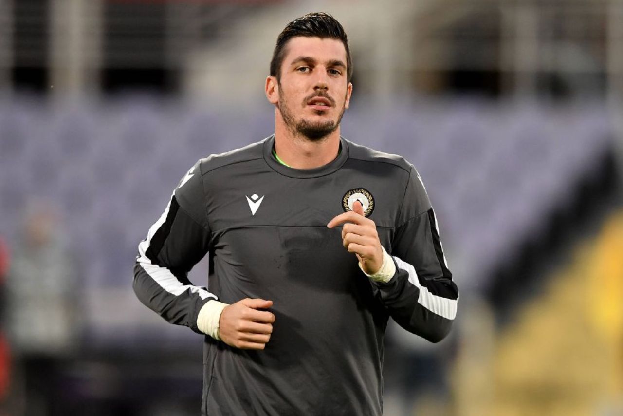 Va mai transfera CFR după eliminarea din Liga Campionilor? Portarul italian dorit de patronul ardelenilor_9