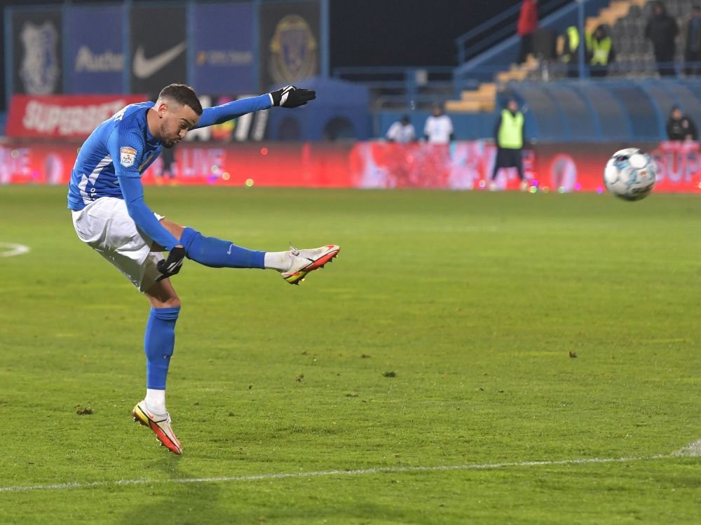 Primele cuvinte în tricoul lui Rapid! Ce-a spus Damien Dussaut la prezentarea oficială_5