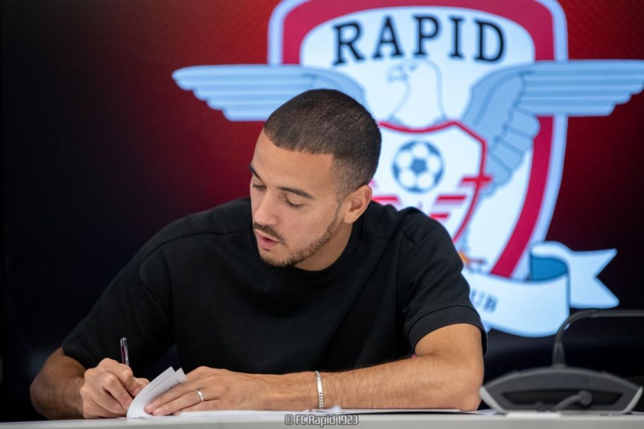Primele cuvinte în tricoul lui Rapid! Ce-a spus Damien Dussaut la prezentarea oficială_13