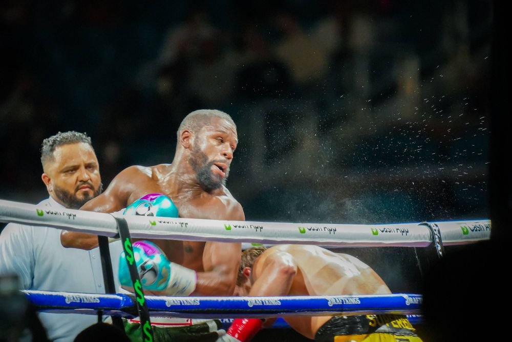 Sumele care îți taie respirația! Ce avere are Floyd Mayweather și cât cere pentru un meci de box_15