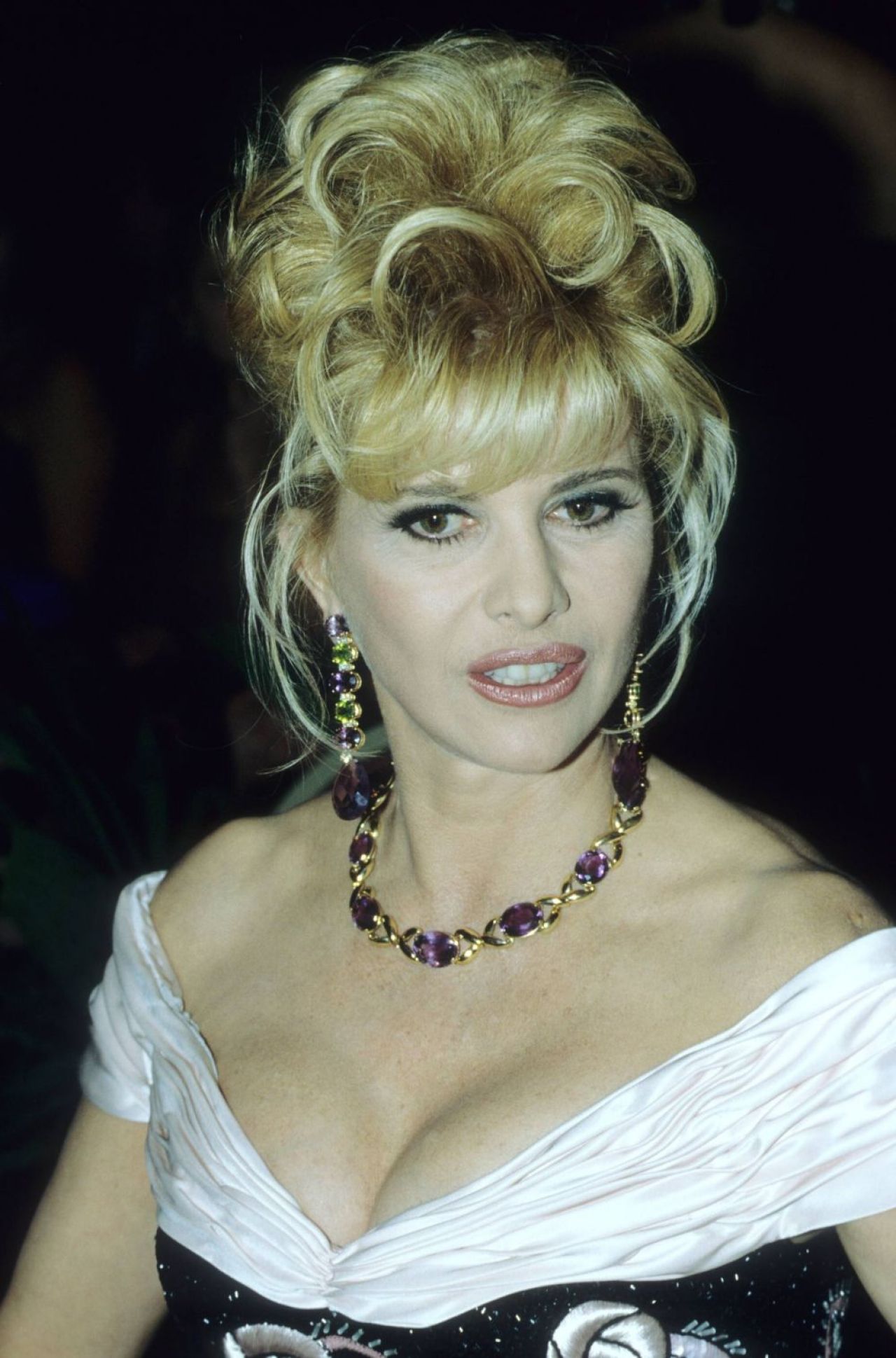 A murit Ivana Trump, prima soție a lui Donald Trump! Cum și-a ”inventat” o participare la Jocurile Olimpice_14