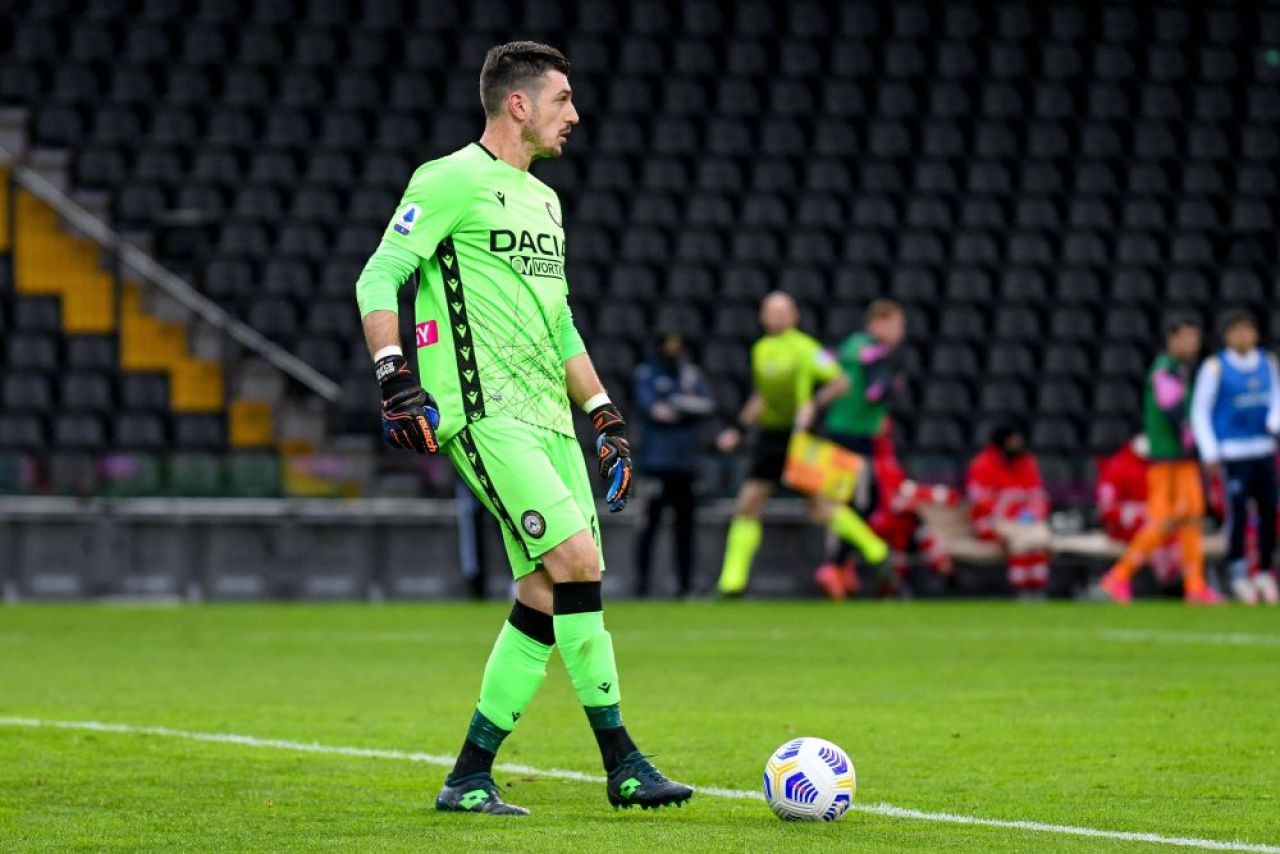 Portarul din străinătate dorit de CFR Cluj a semnat astăzi! Ardelenii au avut concurență inclusiv din Serie A_4