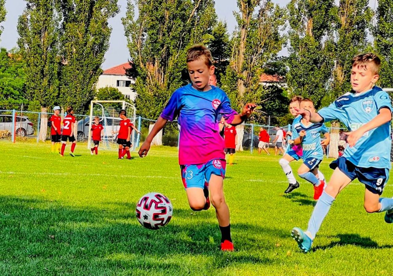 Fiul unui atacant român se anunță un mare talent: