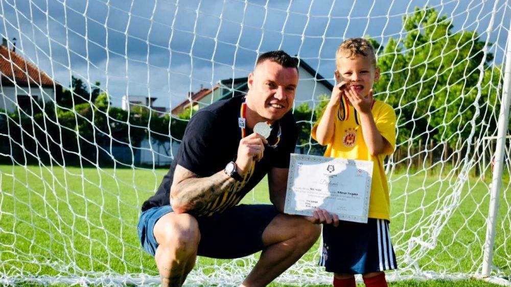 Fiul unui atacant român se anunță un mare talent: