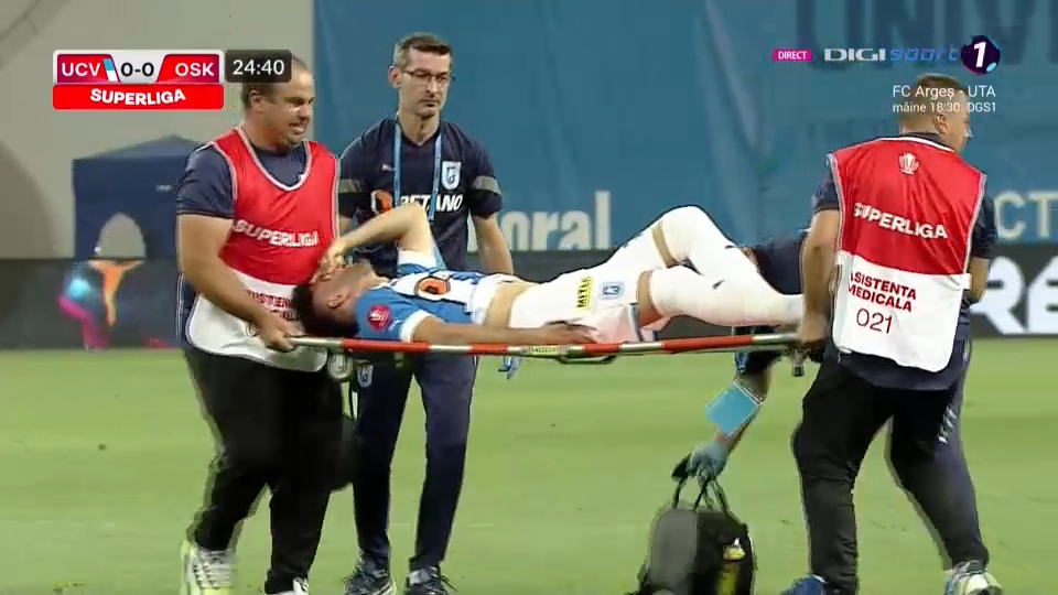 Accidentare teribilă pentru Roguljic! A fost scos pe targă și transportat cu ambulanța, la spital _11