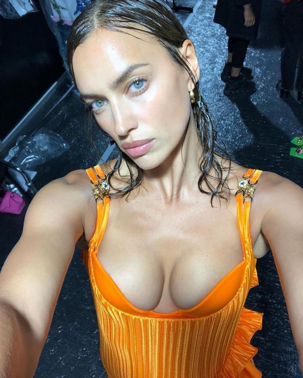 Irina Shayk, în centrul scandalului după ce și-a postat salata pe care o mânca! Fosta iubită a lui Ronaldo, acuzată că susține Rusia + Reacția rusoaicei _5