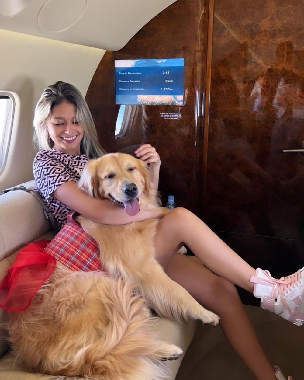 Nu Raphinha, ci iubita acestuia este noua senzație de la FC Barcelona! Cum arată și cu ce se ocupă superba blondă _33