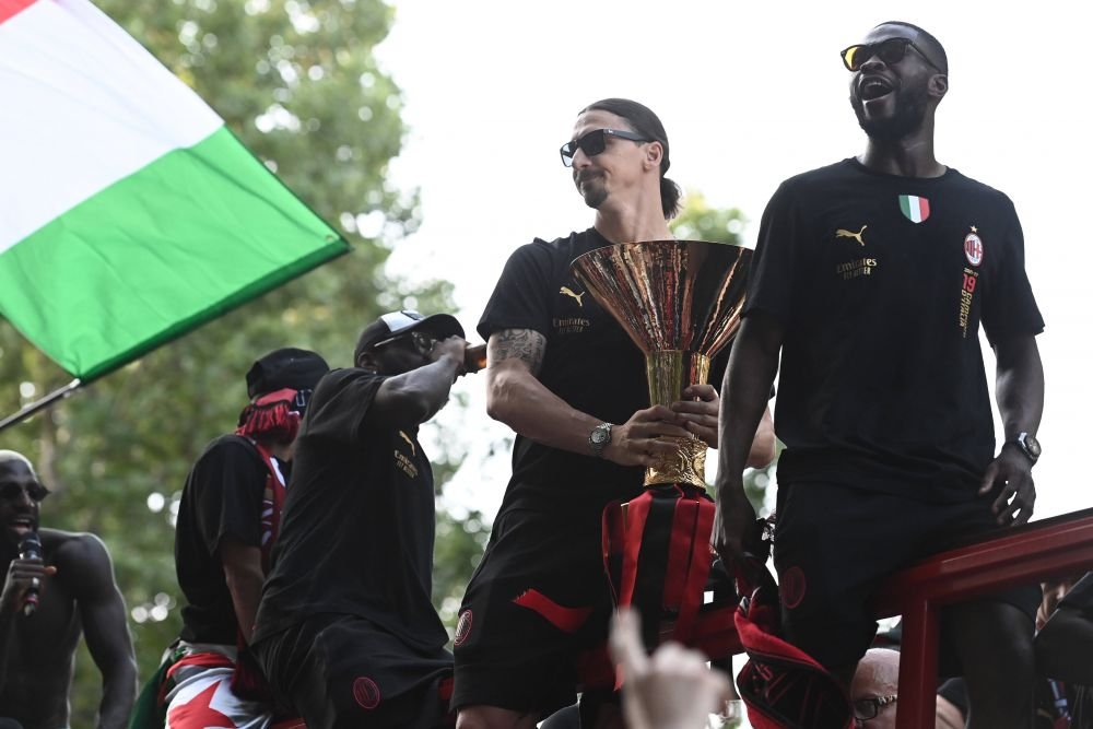La 40 de ani și cu o accidentare dură, Zlatan Ibrahimovic a luat decizia finală cu privire la viitorul său_4