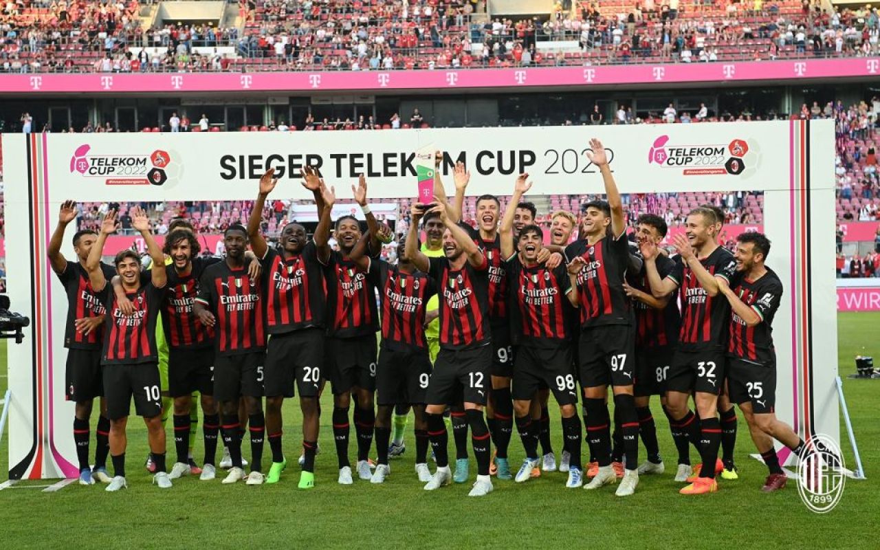 Încă un român la AC Milan! Cine e jucătorul folosit de Stefano Pioli în primul amical al verii_1