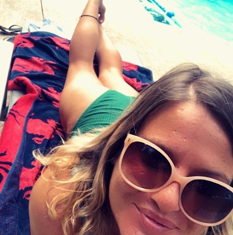Fata adoptivă a lui Ilie Năstase vinde poze sexy pe site-uri pentru adulți! Charlotte recunoaște: „Tata mi-a zis să fac bani din orice!” _12