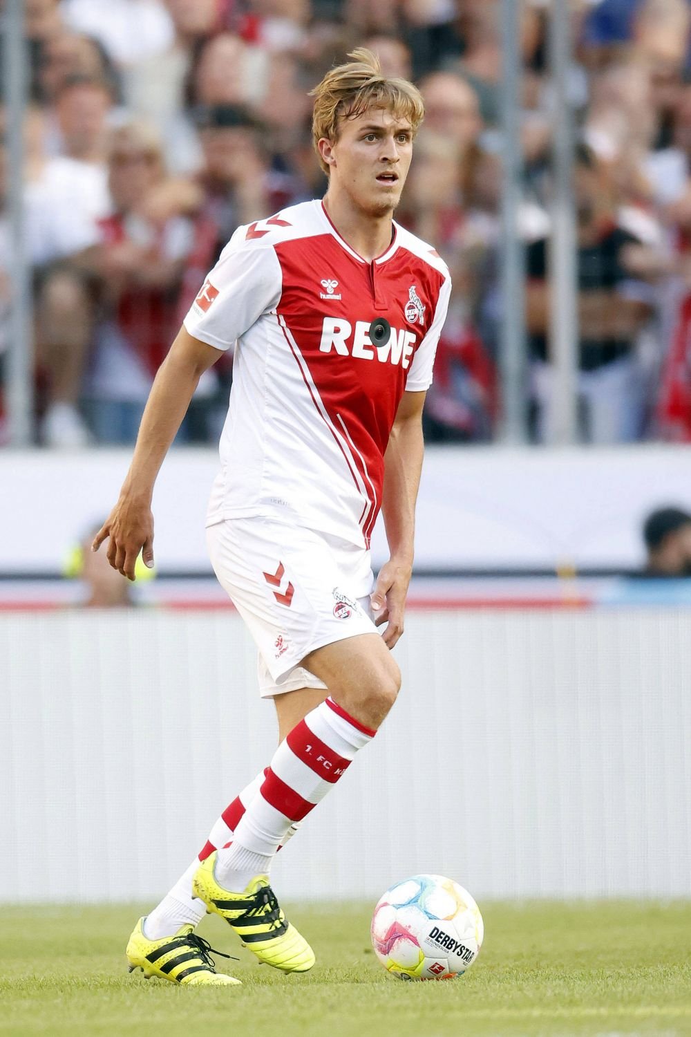 Fotbal din altă galaxie la Koln - Milan: jucătorii au purtat camere și microfoane! Imagini spectaculoase_5