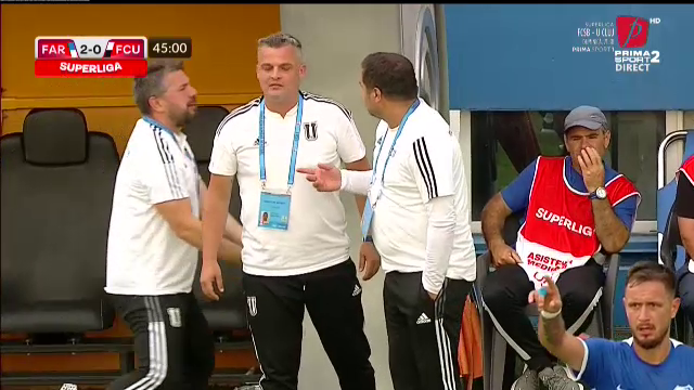 O nouă echipă, aceleași obiceiuri! Marius Croitoru, eliminat după 45 de minute pe banca celor de la FCU Craiova_7