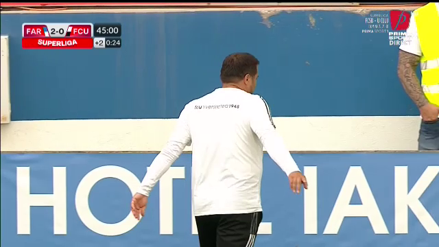 O nouă echipă, aceleași obiceiuri! Marius Croitoru, eliminat după 45 de minute pe banca celor de la FCU Craiova_9