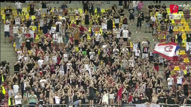 Fanii lui Dinamo, prezenți la meciul dintre FCSB și Universitatea Cluj! _4