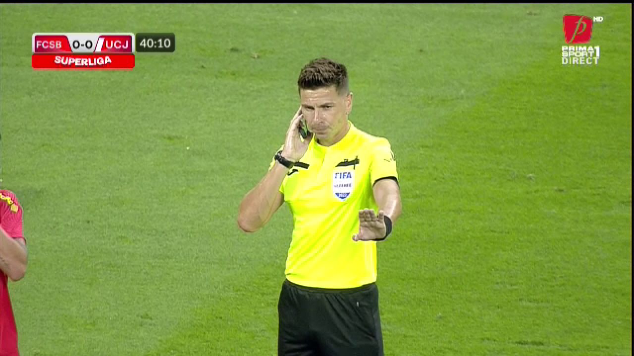 VAR-ul i-a refuzat un penalty lui FCSB în meciul cu U Cluj! Ce arată reluările la hențul lui Romario Pires_1