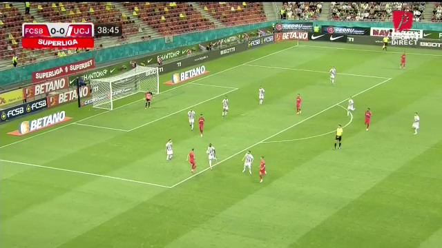 VAR-ul i-a refuzat un penalty lui FCSB în meciul cu U Cluj! Ce arată reluările la hențul lui Romario Pires_3