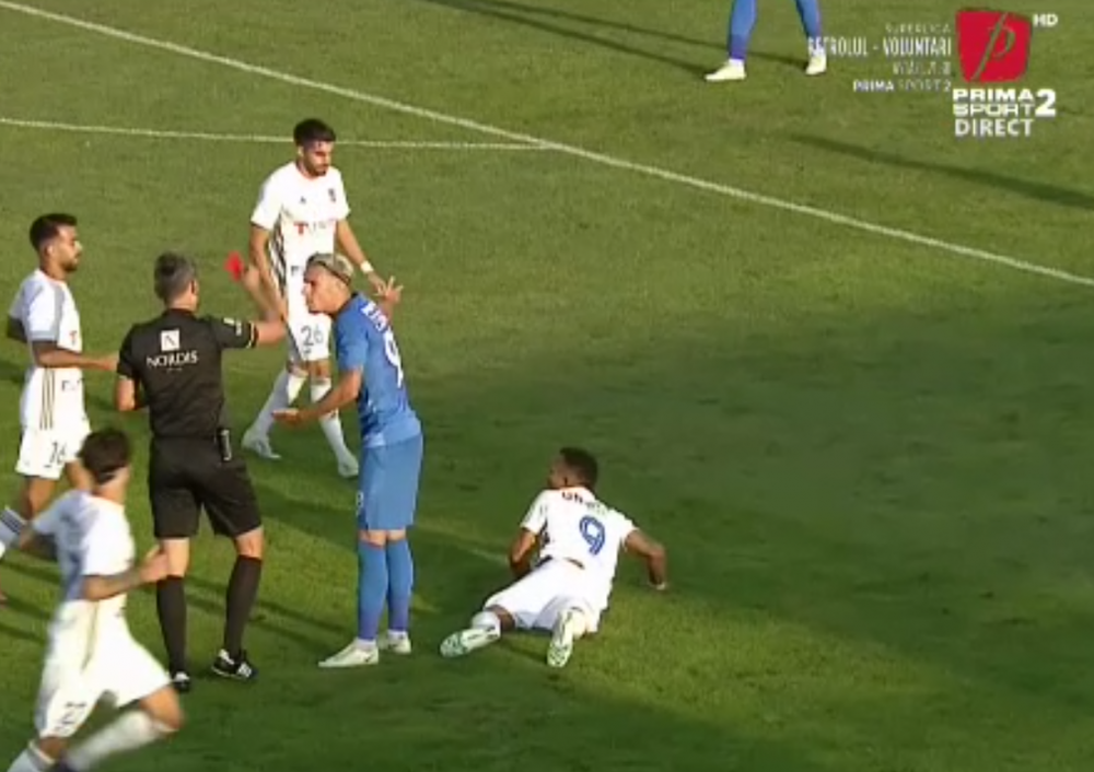Placaj ca la rugby în fotbal! Fotbalistul de la Chindia a văzut cartonașul roșu direct_3