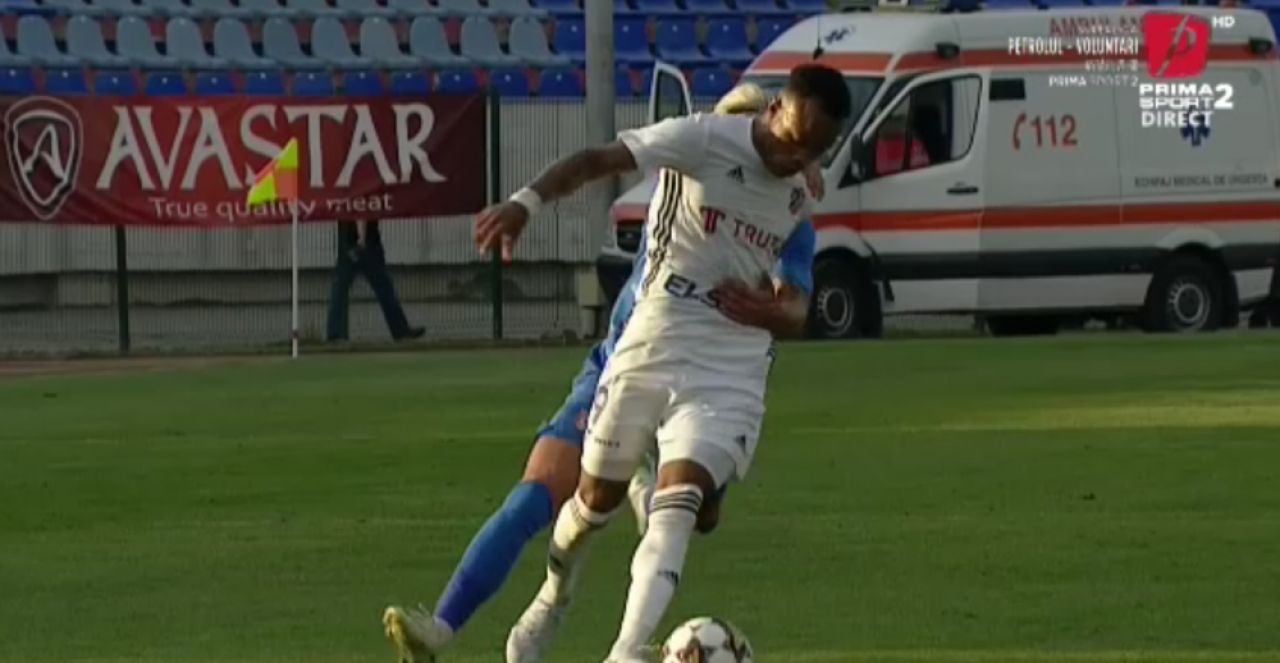 Placaj ca la rugby în fotbal! Fotbalistul de la Chindia a văzut cartonașul roșu direct_10
