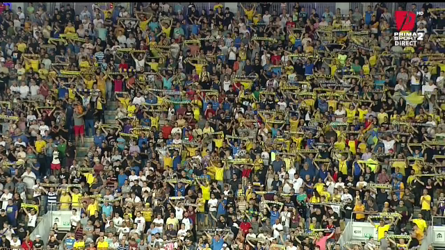 Atmosferă superbă la revenirea Petrolului în Liga 1! Fanii au luat cu asalt ”OZN-ul” din Ploiești_5