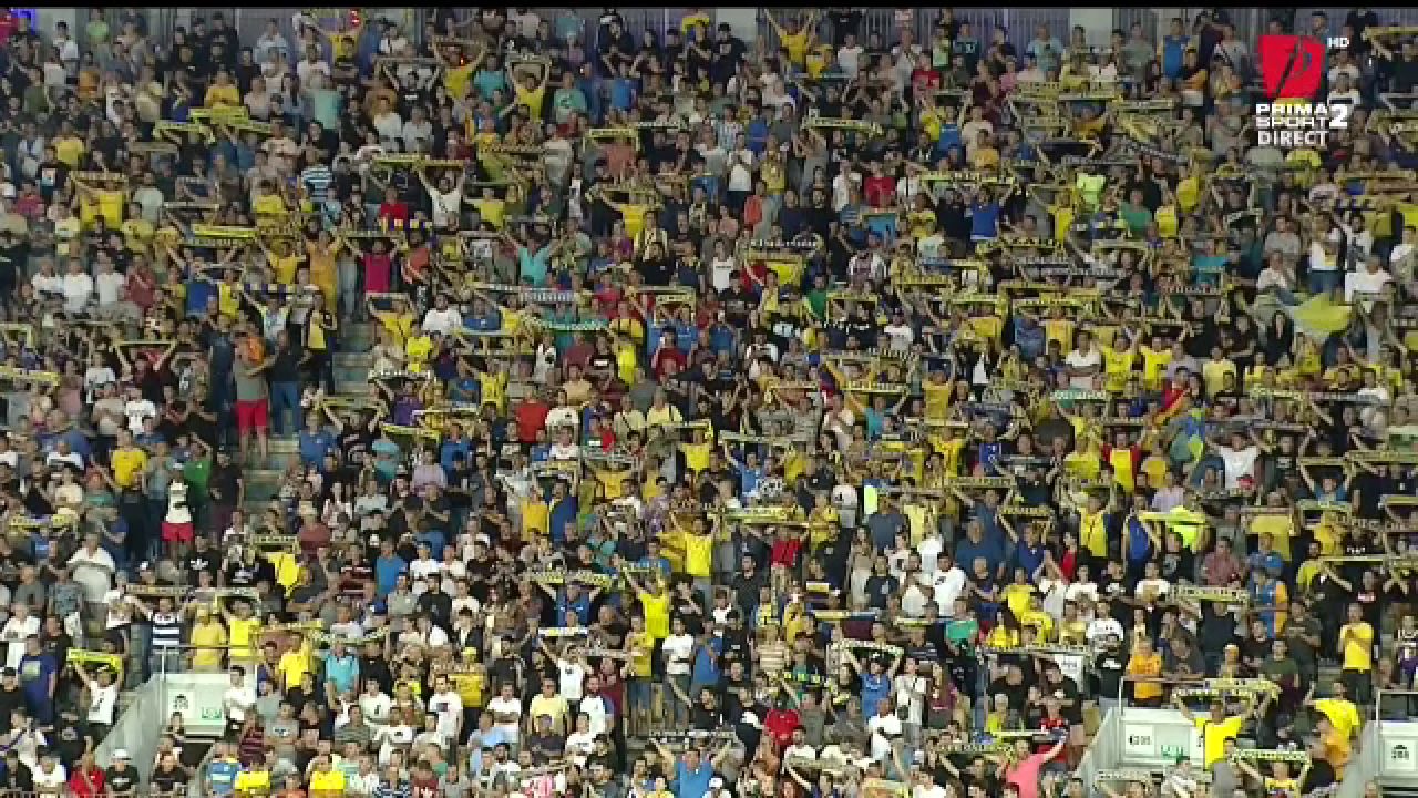 Atmosferă superbă la revenirea Petrolului în Liga 1! Fanii au luat cu asalt ”OZN-ul” din Ploiești_5