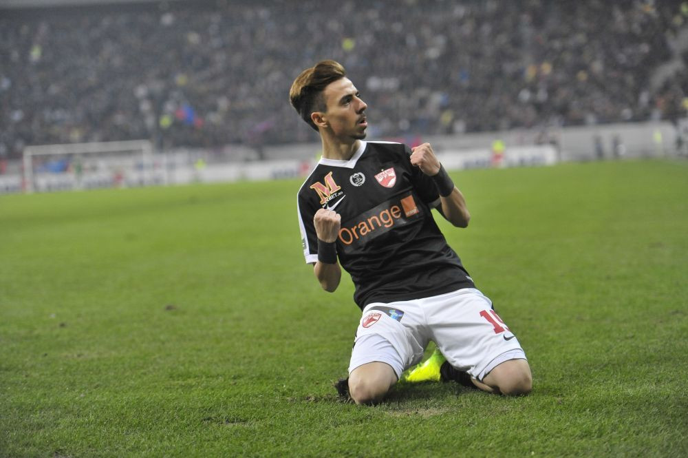 Patrick Petre a semnat! Anunțul clubului _3